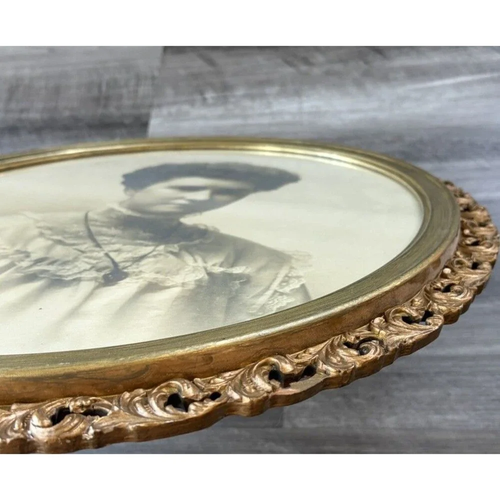 Antique Victorian Oval Gold Gilt Frame Ornate Portrait Photo Woman Art 24x19.5